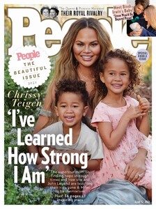 chrissy-teigen-people-magazine-beautiful-issue-2021-1.jpg