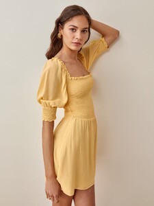 elle-dress-sunshine-1.jpeg