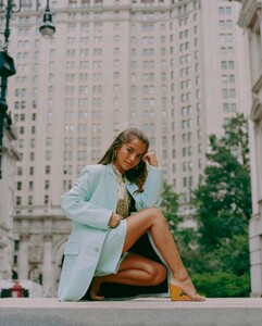 isabela-moner-for-teen-vogue-2019-2.thumb.png.798d9192b85c9984f0a050fad9d0760a.png