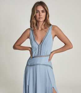 -womens-alberta-resort-midi-dress-in-blue-3.thumb.jpg.77d70be411dc96e9b9fef482f8a6566e.jpg