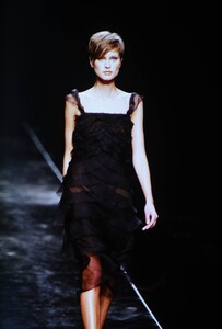 733517396_ALBERTA-FERRETTI-FW-2000(5).thumb.jpg.2215ddcb226ec09d44f3312d07f6f79a.jpg