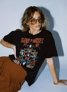 GunsNRosesBlackTeeBlack_1800x.jpeg