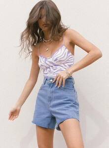LAURENA-MID-WASH-DENIM-SHORTS-and-PANDORA-TOP-LILAC-ZEBRA-2_1800x.jpeg