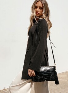 PETA-_-JAIN-KOURTNEY-CLUTCH-BLACK-CROC_2ac417b1-3949-4256-88d9-db59284a6c2e_1800x.jpeg