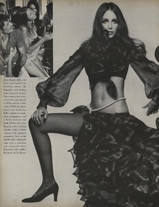 Penati_US_Vogue_January_1st_1969_01.thumb.jpg.2ae14ed3199ef156c6dfdd1dc7a2f172.jpg