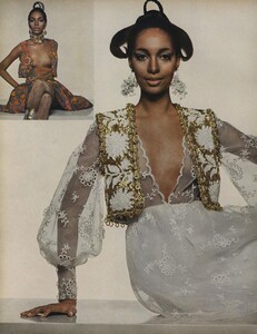 Penati_US_Vogue_January_1st_1969_07.thumb.jpg.41e28096fd33d2d9ec7fecd1e205073f.jpg
