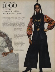 Penati_US_Vogue_January_1st_1969_08.thumb.jpg.0284fe812cf4fc7076c8eb13f8cb599f.jpg