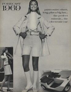 Penati_US_Vogue_January_1st_1969_23.thumb.jpg.c8c902a40df77bcb33d187487e47e56f.jpg