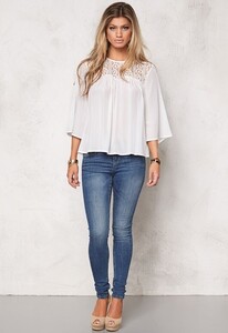chiara-forthi-atessa-blouse-milk_3.jpg