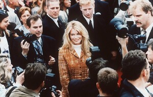 claudia-schiffer4.jpg