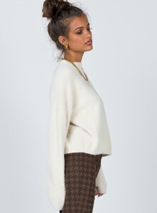 katharine-sweater-cream-3_d299d452-c44a-43b5-b377-9804d798f394_1800x.jpeg
