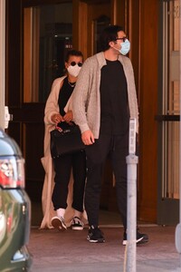 sofia-richie-and-elliot-grainge-out-in-los-angeles-05-21-2021-1.jpg