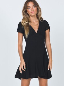 sting-mini-dress-black-1_52e55346-cfe2-4e99-ab01-894f08b29963_1800x.jpeg