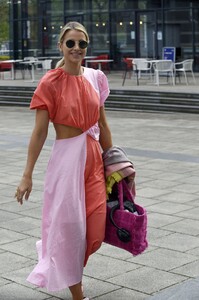 vogue-williams-arrives-at-steph-s-packed-lunch-in-leeds-05-28-2021-5.jpg