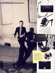 vogue_paris_march_2009_en_vogue_02_istyleamy.thumb.jpg.da91adba3fd068ed31256b8d1533b61c.jpg