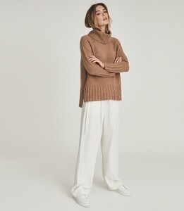 wool-cashmere-blend-roll-neck-womens-eve-in-camel-brown-2.thumb.jpg.2a5db0bab4a2cf8e9a1e558a3415c9b1.jpg