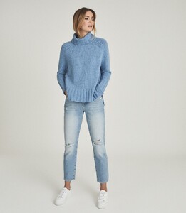 wool-cashmere-blend-roll-neck-womens-eve-in-pale-blue-2.thumb.jpg.132db0366982e1843fc5d0b170803902.jpg