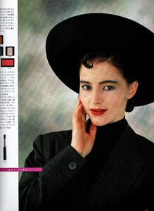 1211628341_MarieClaireJaponDec1988(8).thumb.jpg.ec253d12cc20d2a0e296b8123ddd2237.jpg