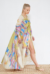 paris-fashion-store-women-poncho-sumatra-fashion-designer-clothes-paris (2).jpg