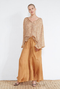 paris-fashion-store-women-sand-pants-aida-fashion-designer-clothes-paris (1).jpg