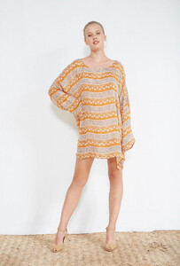 paris-fashion-store-women-blouse-saga-fashion-designer-clothes-paris (3).jpg