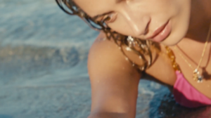 Versace Dylan Turquoise Pour Femme Campaign   Hailey Bieber   Behind The Scenes-00.00.49.057.png