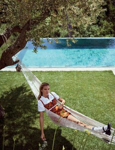 2021-07-01 Harpers Bazaar Espana-page-003.jpg