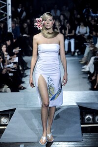 Koji Tatsuno 1996 Women RTW 43.jpg