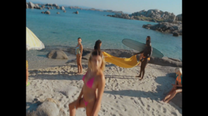 Versace Dylan Turquoise Pour Femme   Fragrance Campaign-00.00.29.140.png