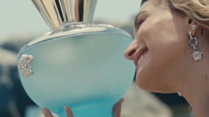 Versace Dylan Turquoise Pour Femme Campaign   Hailey Bieber   Behind The Scenes-00.00.16.630.png