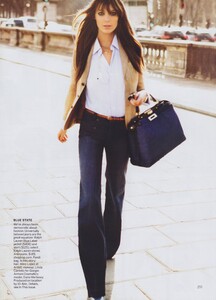 Americans_Testino_US_Vogue_May_2010_06.thumb.jpg.4c0c3efe526957d48a28ce09869ae435.jpg