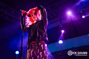 paramore_parahoy2016_therainbowbeard016.jpg