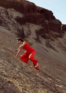 5b0fba7b822aee2dcc7a577a_Nikita Wiorek By Janne Rugland-9-p-2000.jpg