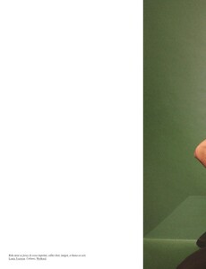 Vogue Paris No. 1019 - Août 2021-page-014.jpg