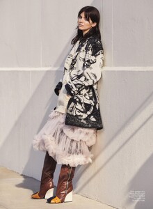 2021-08-01 Elle-page-017.jpg