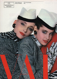 26-MADAMEFIGAROFR27sept86-VALENTINO-m.ClaudeHeidemeyerUnkJenyHoworth-ph.OlivieroToscani.thumb.jpg.0f5f67f8d0ee79a3df2bddbd858a1757.jpg