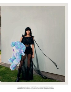 Vogue Espana 08.2021-page-008.jpg