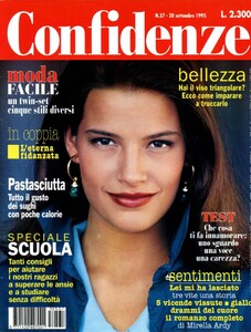 Lunardi-Confidenze-1995-09-037.thumb.jpg.3ff4f0f376a34b388b747e24cc9a0479.jpg