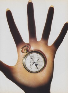 Time_Penn_US_Vogue_October_1988_02.thumb.jpg.db6a9a57e088c102dd2e9cd00d338d4d.jpg