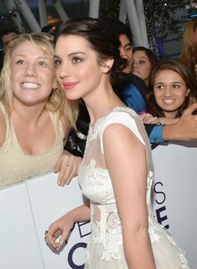 ADELAIDE KANE (20).jpg