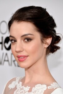 ADELAIDE KANE (10).jpg