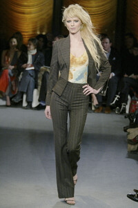 1272012940_ZacPosen2003WomenRTW8.thumb.jpg.902c10e8cea8af6232adeef429f0a6cd.jpg