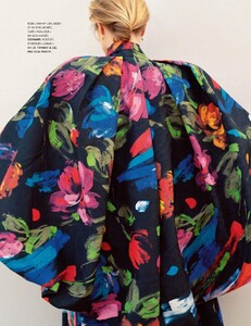 Elle No. 3949 - 27 Août 2021 eva1-page-009.jpg