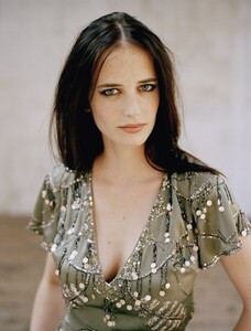 1322986904_EvaGreen99976542456799456full-eva-green.thumb.jpg.2a3edeea34cd6531141ba35265f5d5b5.jpg