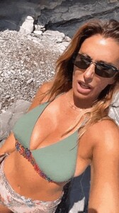 193817300_872944846930442_6547161619786689901_n (1) (1)-10.jpg