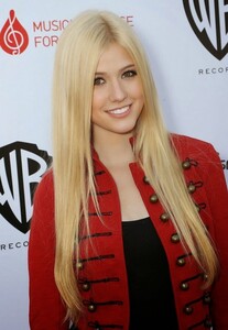 KATHERINE MACNAMARA (18).jpg