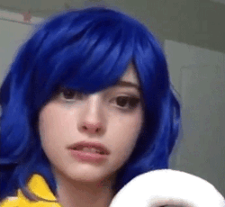 I Read Vogue's avatar