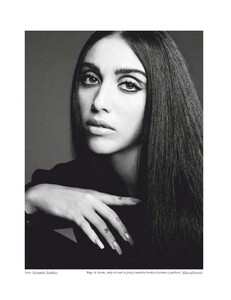 Vogue Paris No. 1020 - Septembre 2021-page-003.jpg