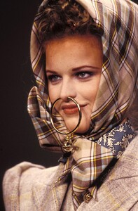 Vivienne Westwood-FW1994-02.jpg