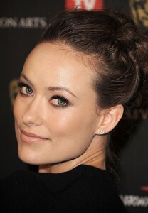 2127143613_OliviaWilde56776754424567965444567600full-olivia-wilde.thumb.jpg.fa819acfa1a1361c9a0b388a2e28a494.jpg